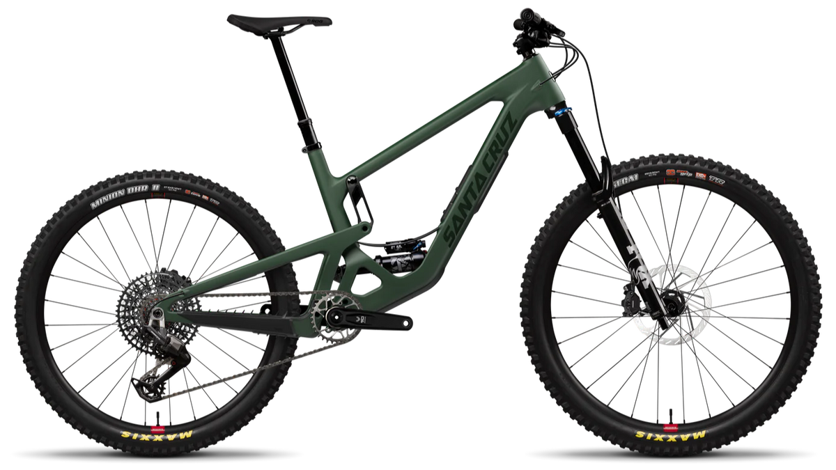 Santa Cruz Bronson 2026 in Matte Poblano Green – agiles All-Mountain-Bike mit Carbonrahmen, erhältlich bei Gravity & Sons in Helmbrechts, Oberfranken.