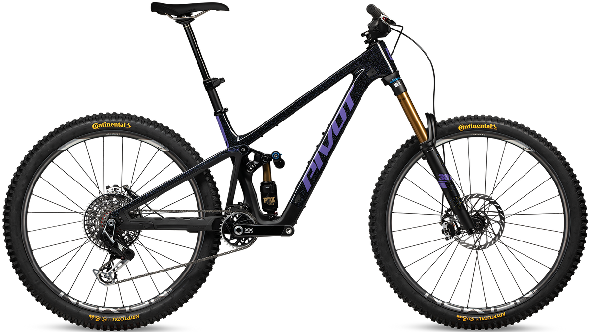 Pivot Firebird in Purple Galaxy – Limited Edition Enduro-Bike mit edlem Finish, erhältlich bei Gravity & Sons in Helmbrechts, Oberfranken.