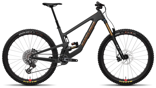 Santa Cruz Megatower 2025 in Matte Black – vielseitiges Carbon-Enduro mit modernem VPP-Fahrwerk, erhältlich bei Gravity & Sons in Helmbrechts, Oberfranken.