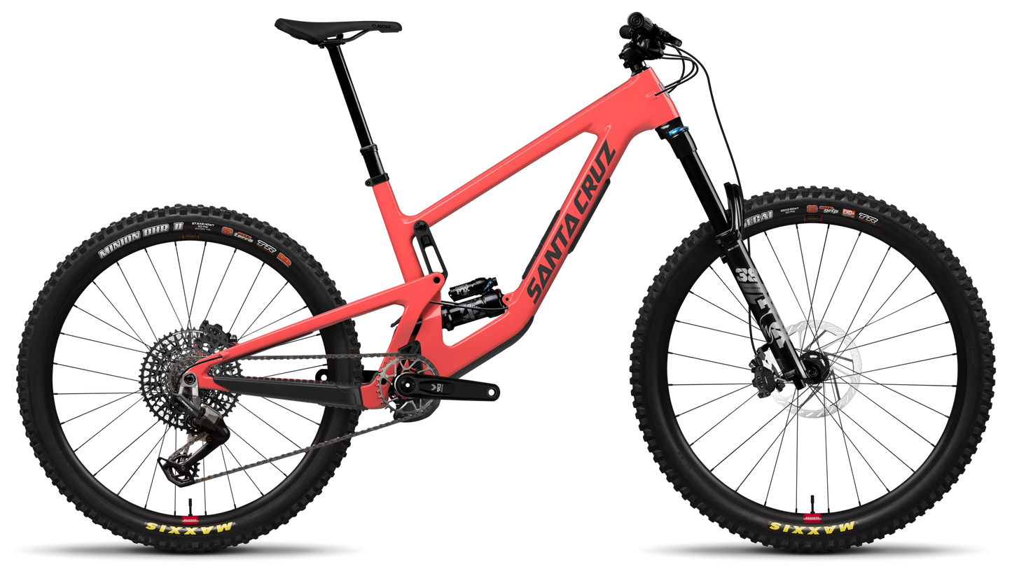 Santa Cruz Nomad 2026 in Gloss Coral – erhältlich bei Gravity & Sons in Helmbrechts, Oberfranken