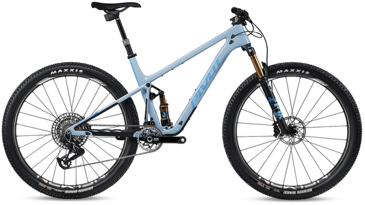 Pivot Mach 4 SL in Ice Blue – leichtes XC-Fully mit Carbonrahmen für maximale Effizienz, erhältlich bei Gravity & Sons in Helmbrechts, Oberfranken.