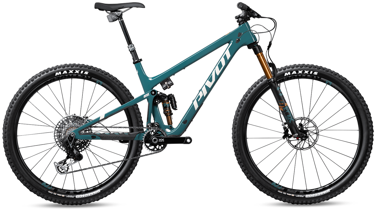 Pivot Trail 429 in Willow Green – agiles Trailbike mit Carbonrahmen und präzisem Handling, erhältlich bei Gravity & Sons in Helmbrechts, Oberfranken.