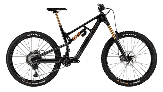 Rocky Mountain Slayer in Smoke on the Water / Black Dog / One Bourbon, One Scotch, One Beer – High-End-Enduro-Bike mit Carbonrahmen, erhältlich bei Gravity & Sons in Helmbrechts, Oberfranken.