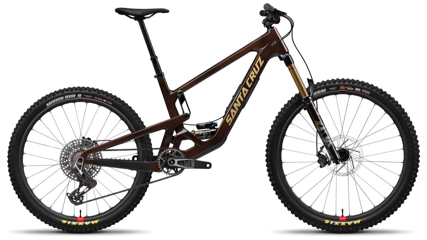 Santa Cruz Bronson 2025 in Translucent Root Beer – vielseitiges All-Mountain-Bike mit Carbonrahmen, erhältlich bei Gravity & Sons in Helmbrechts, Oberfranken.