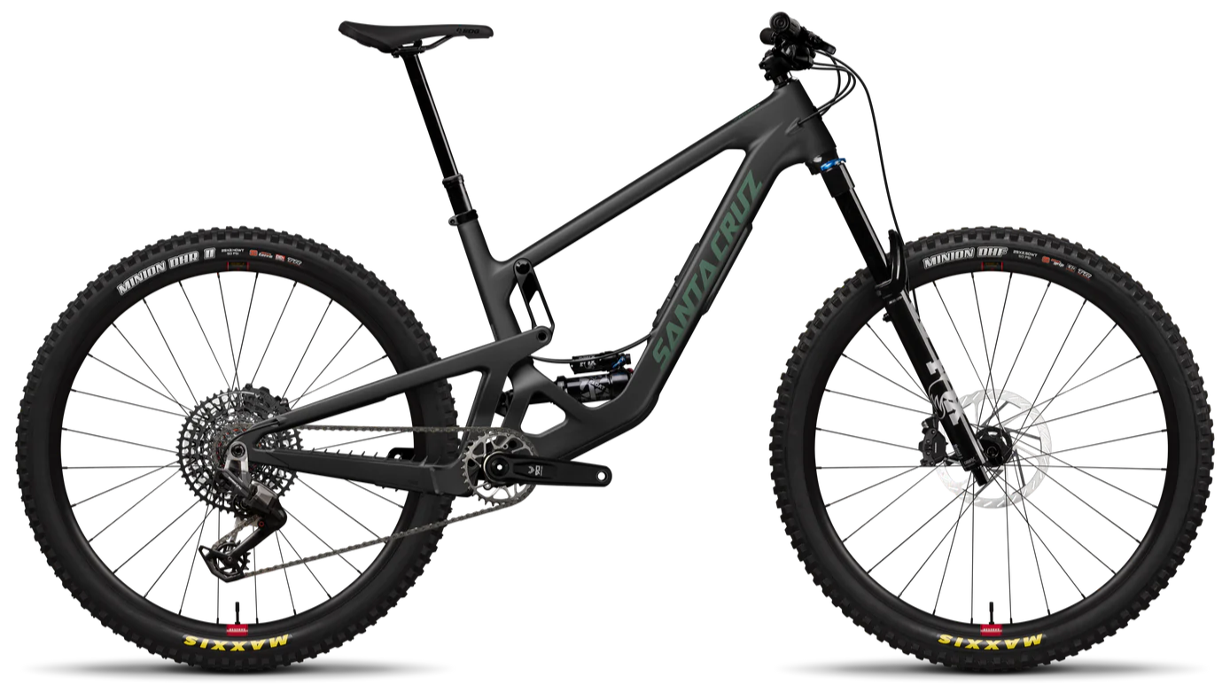 Santa Cruz Hightower 2026 in Matte Black – leistungsstarkes Trailbike, erhältlich bei Gravity & Sons in Helmbrechts, Oberfranken.
